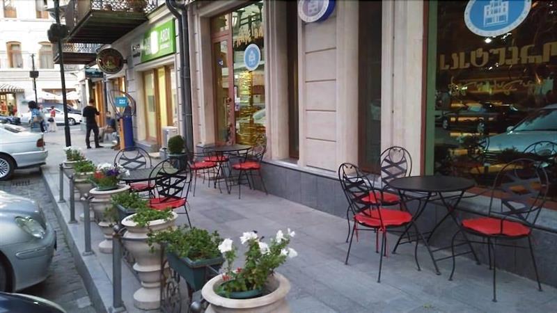 Отель Old Town Кутаиси Экстерьер фото